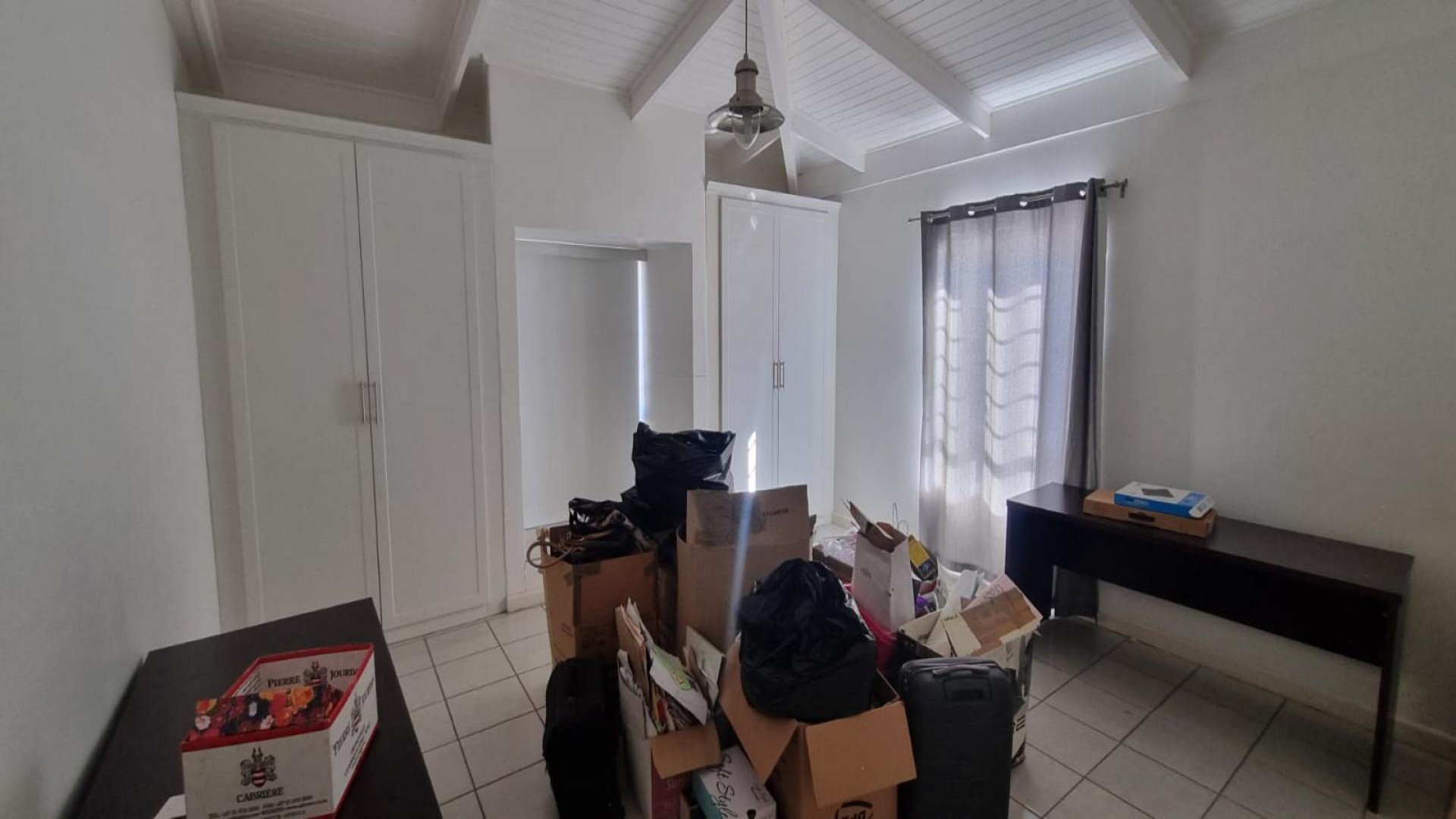 Bed Room 2 of property in Waterkloof
