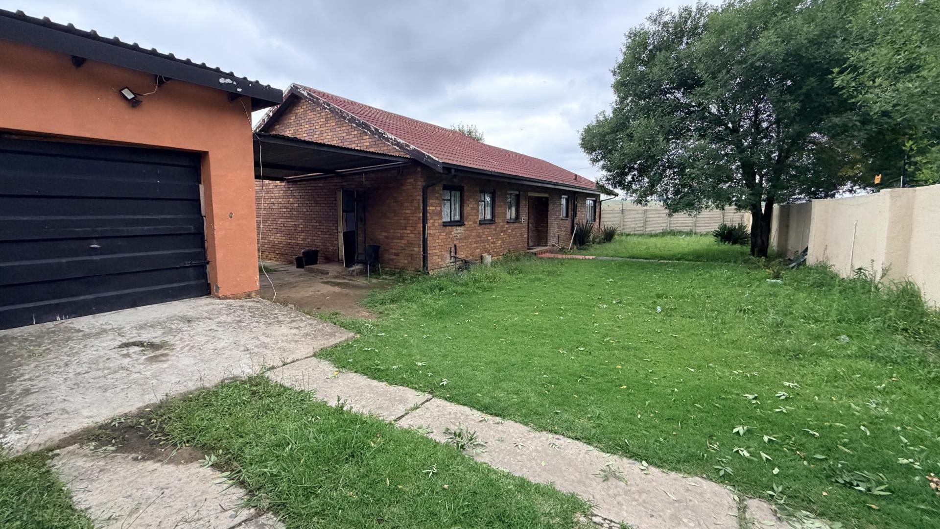 Front View of property in Kriel