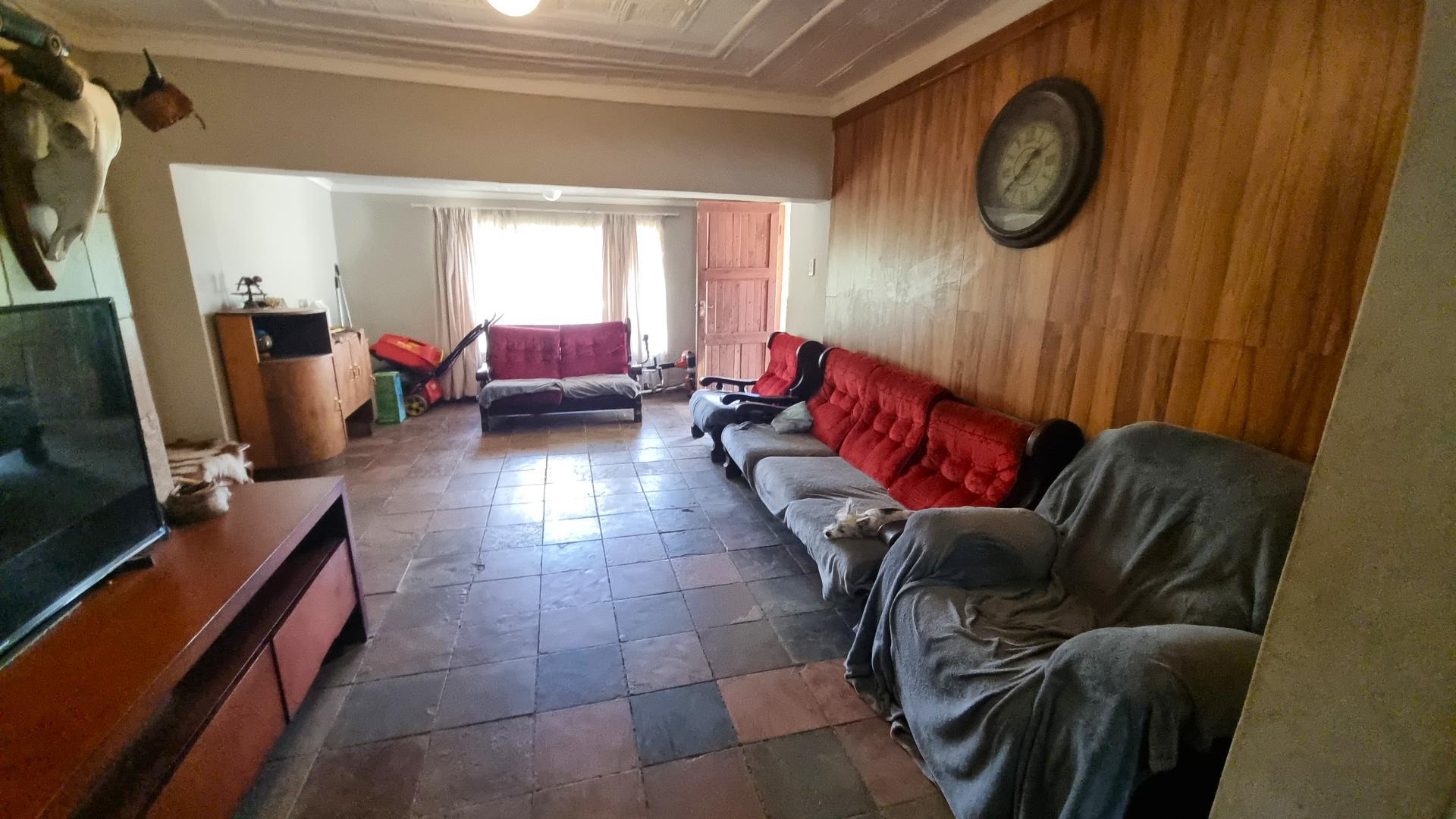 Lounges of property in Swartruggens
