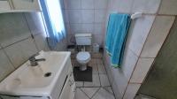 Bathroom 1 of property in Swartruggens