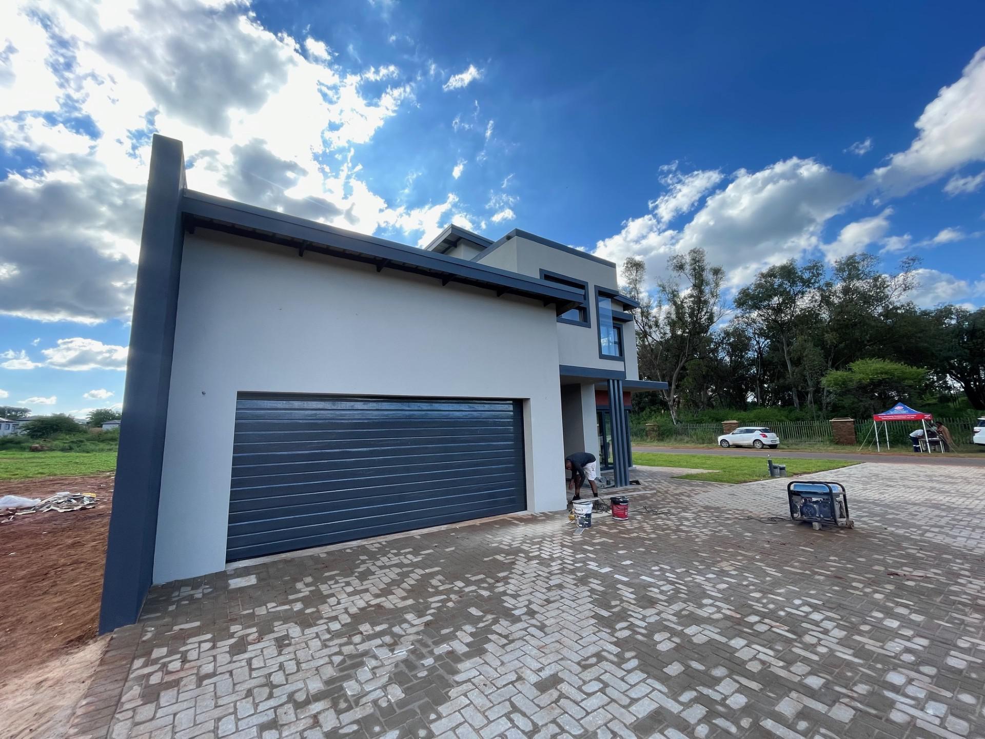  of property in Eldorette