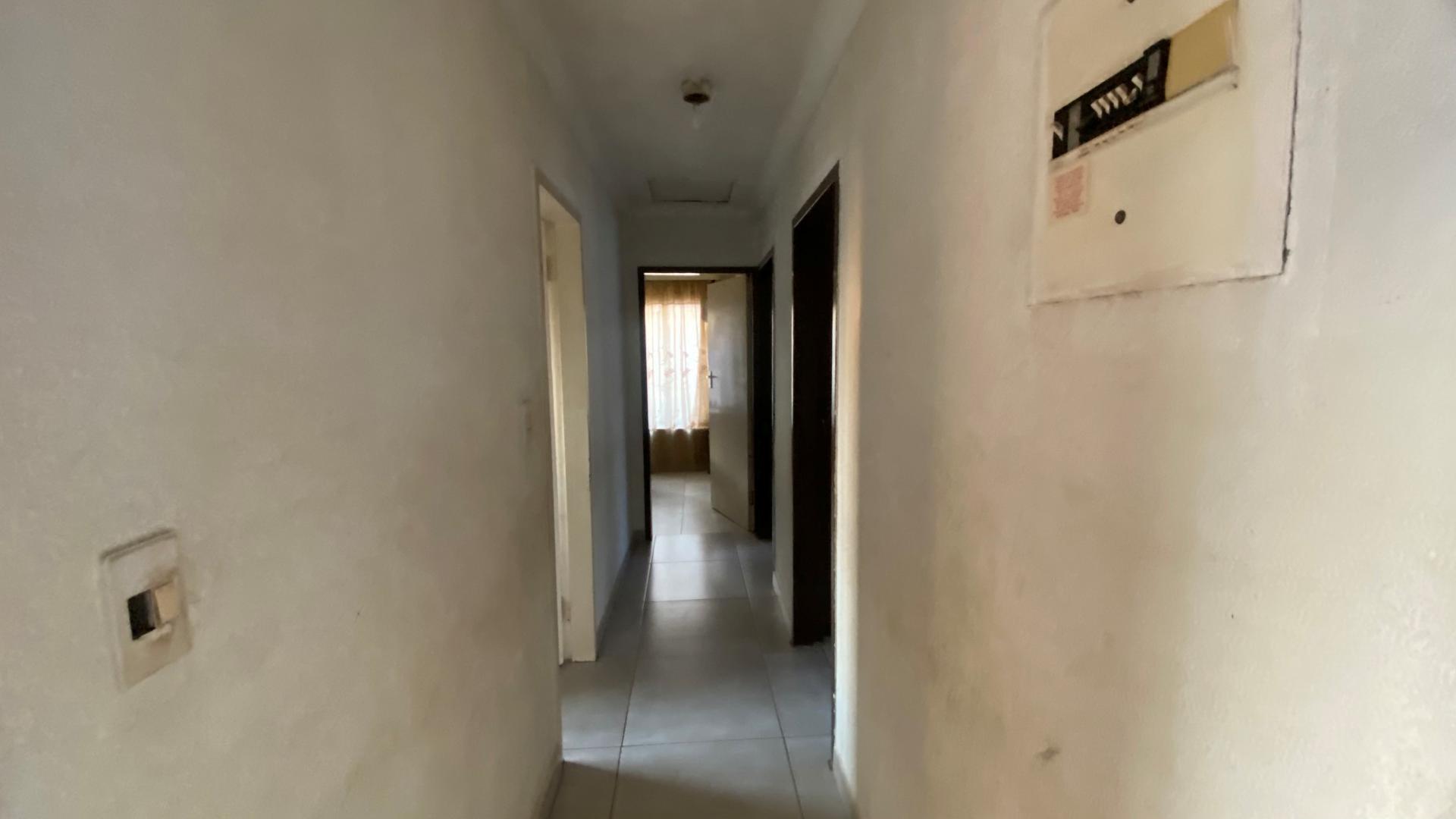 Spaces of property in Vosloorus