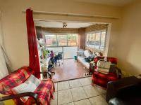  of property in Die Hoewes