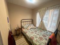  of property in Die Hoewes