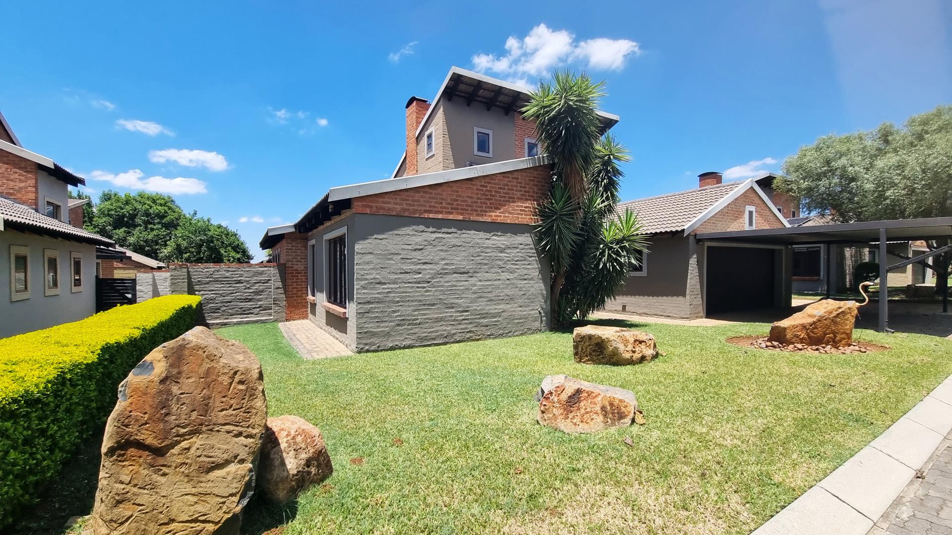 Front View of property in Rustenburg