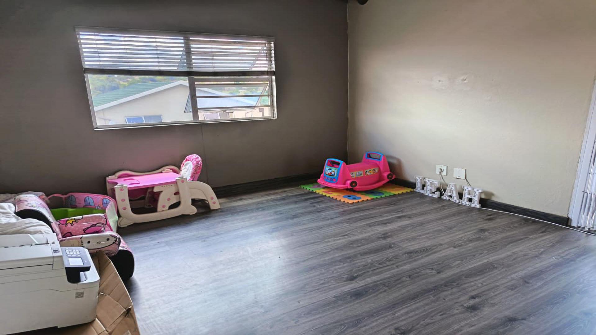 Spaces of property in Noordhang