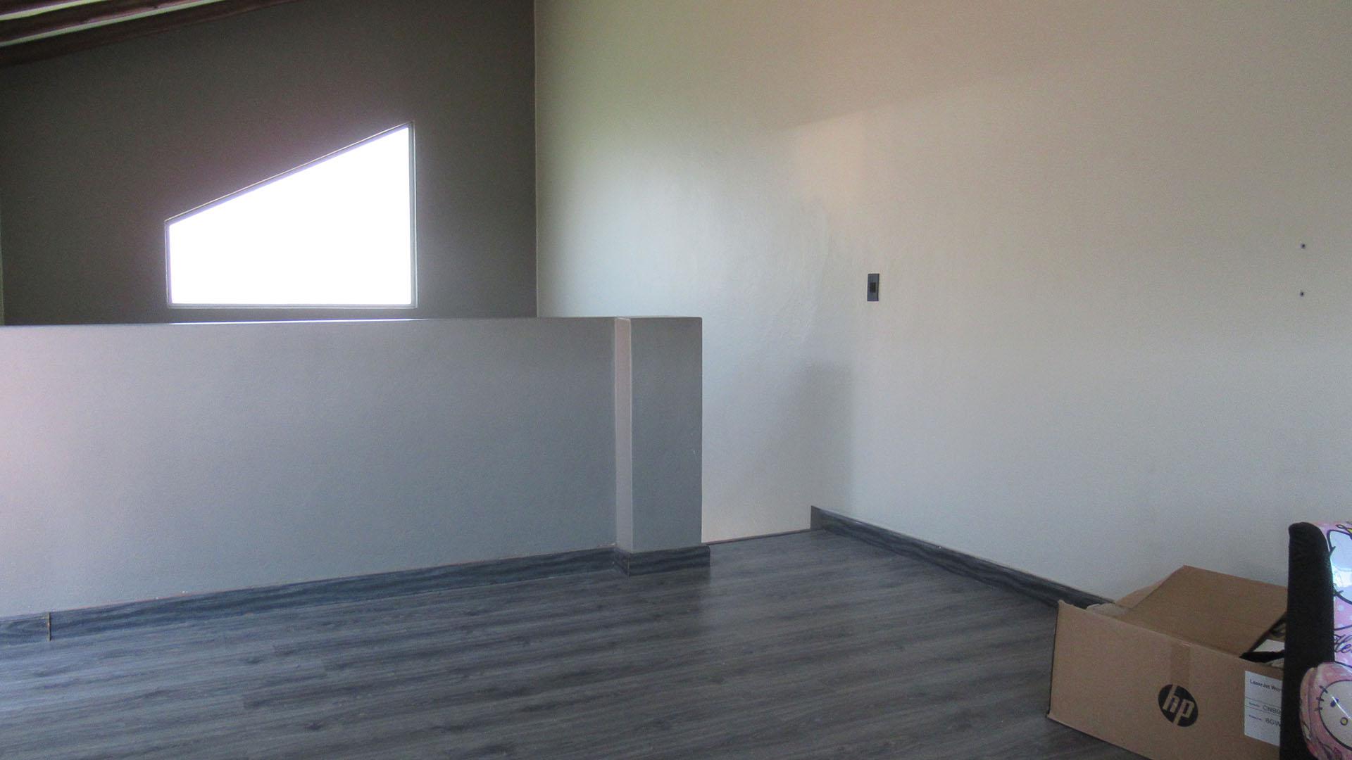 Study - 33 square meters of property in Noordhang