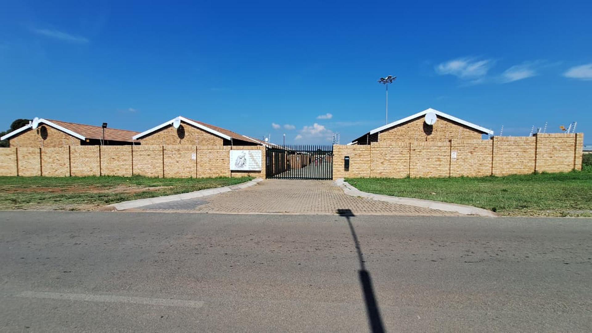 Front View of property in Finsbury