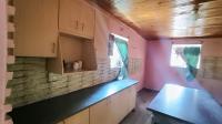 Kitchen - 19 square meters of property in Scottsville