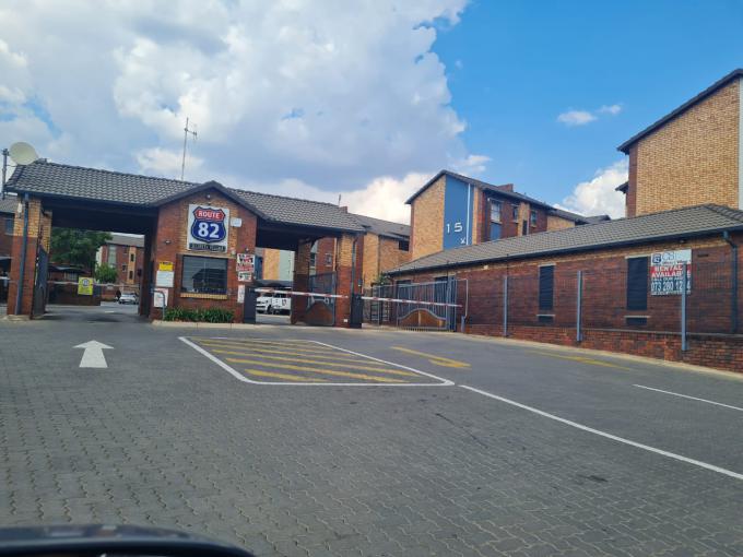 2 Bedroom House for Sale For Sale in Alveda - MR701819