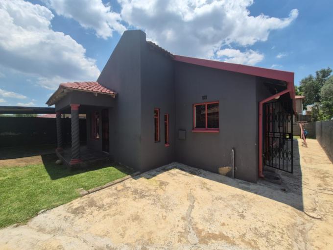 House for Sale For Sale in Alveda - MR701852