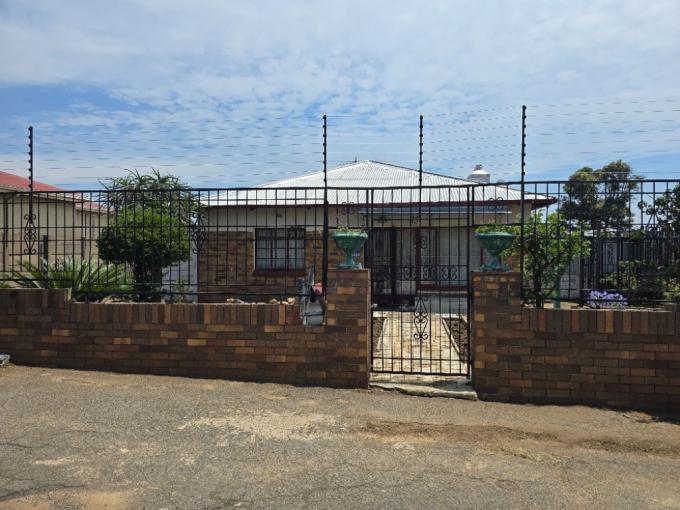 3 Bedroom House for Sale For Sale in South Hills - MR701857