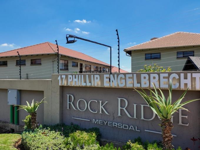 2 Bedroom Simplex for Sale For Sale in Meyersdal - MR701862