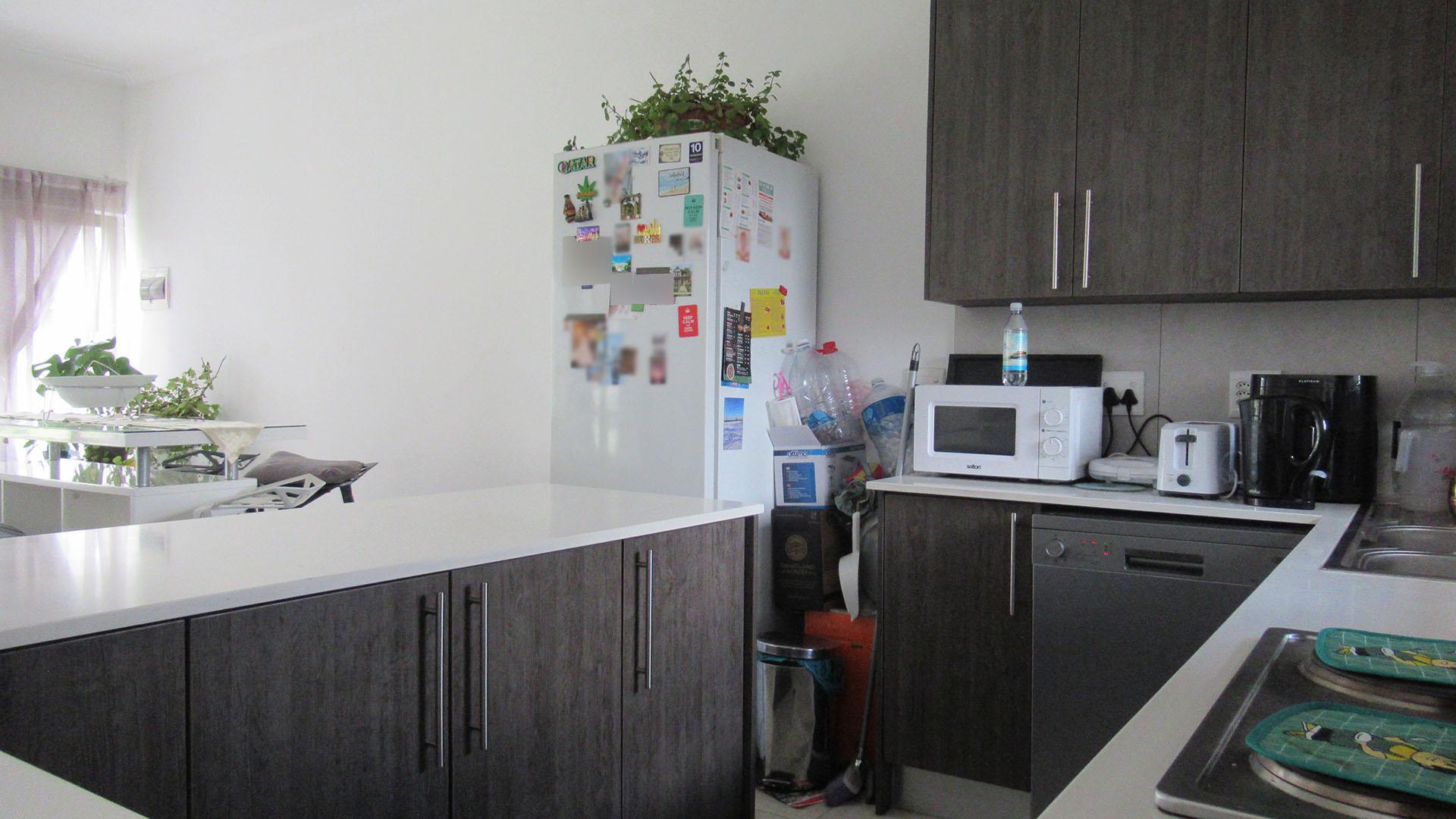 Kitchen - 8 square meters of property in Illiondale