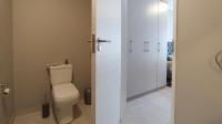 Main Bathroom - 6 square meters of property in Midridge Park