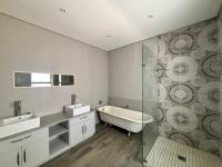  of property in Parys