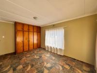  of property in Parys