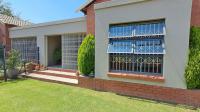  of property in Parys
