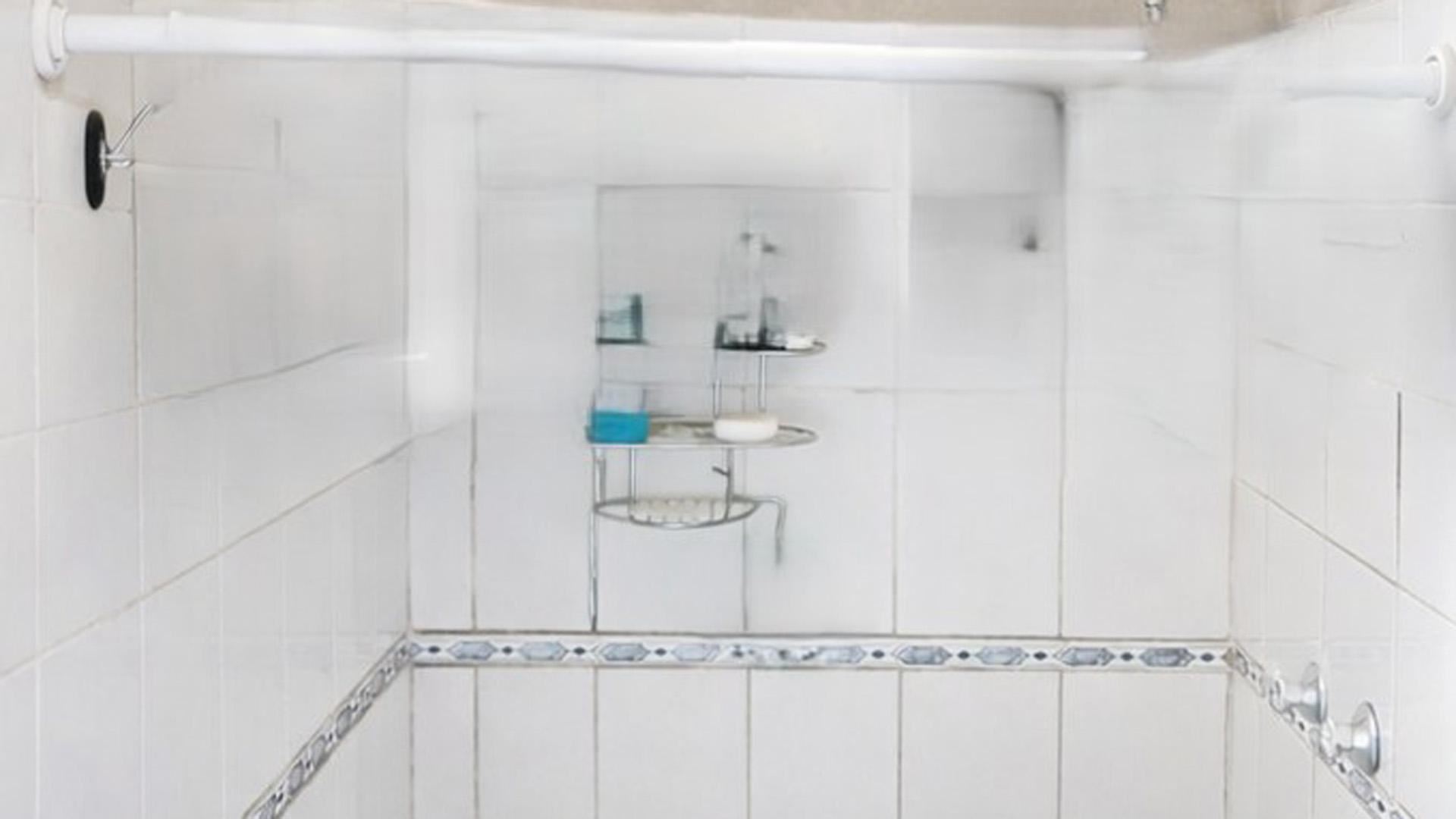 Bathroom 2 of property in Windsor