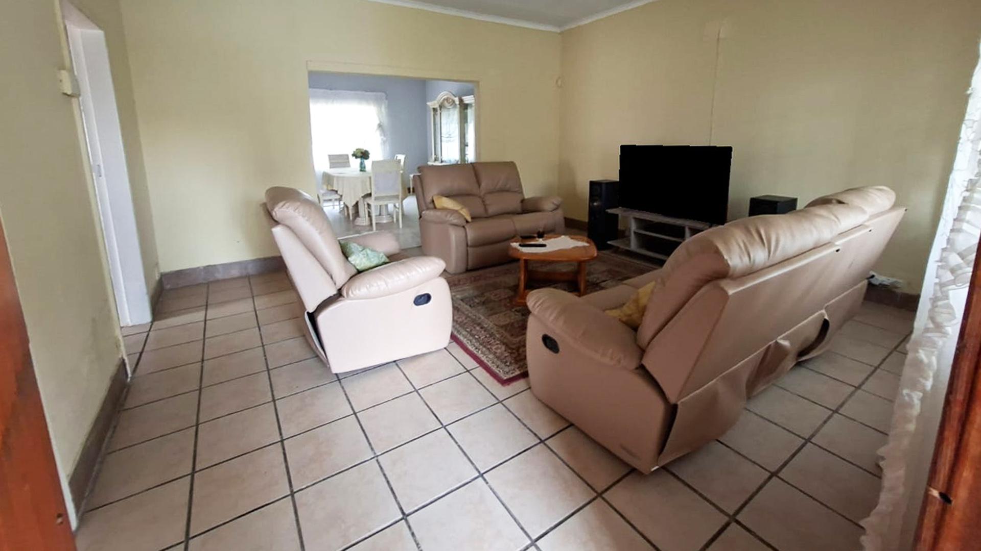 Lounges of property in Parys
