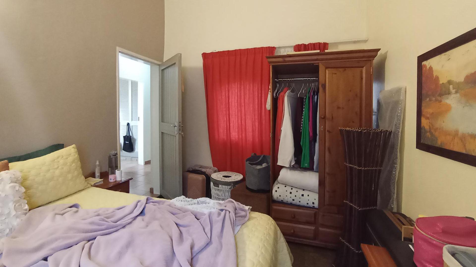Bed Room 2 - 12 square meters of property in Arcadia