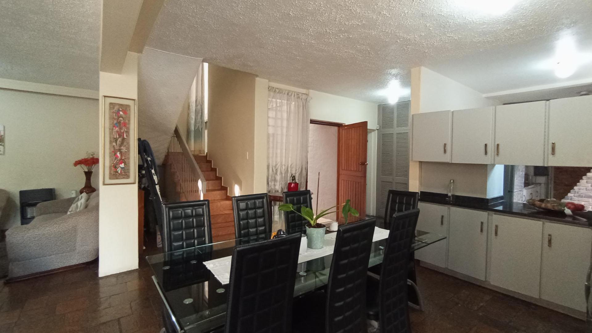 Dining Room - 15 square meters of property in Arcadia