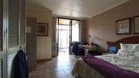 Main Bedroom - 21 square meters of property in Arcadia