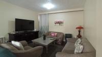 Lounges - 35 square meters of property in Arcadia