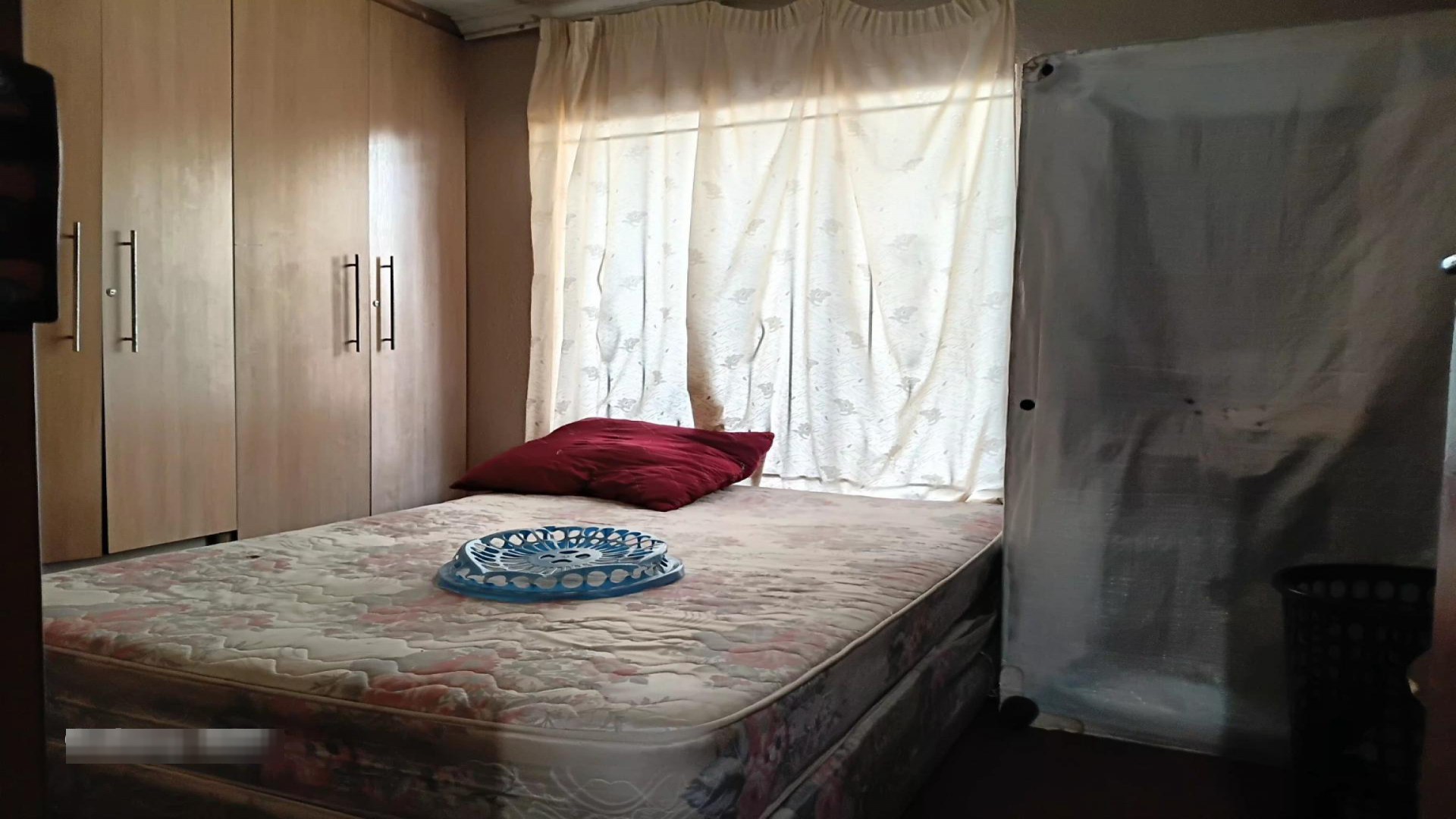 Bed Room 1 of property in Mapetla