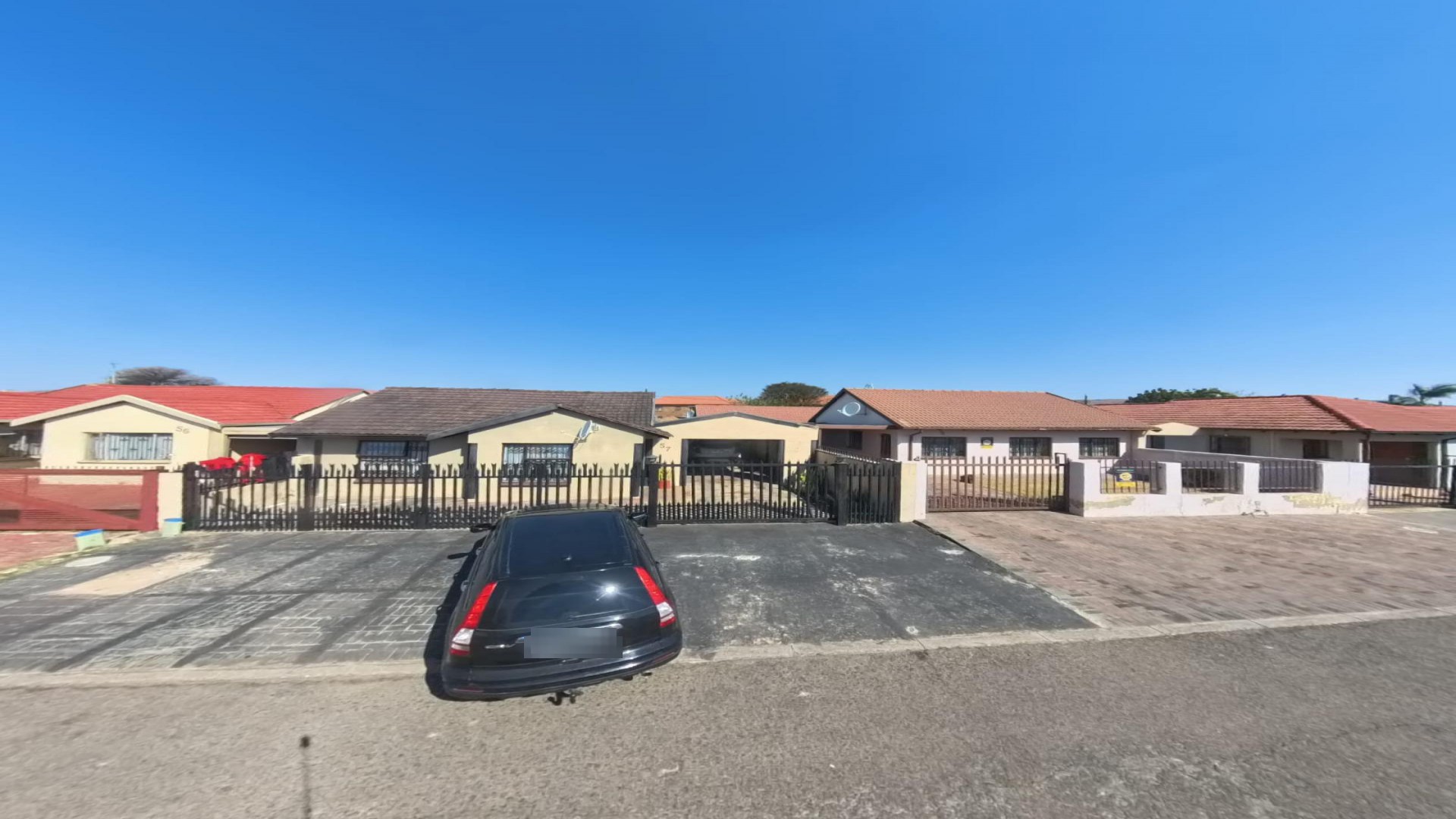 Front View of property in Karenpark