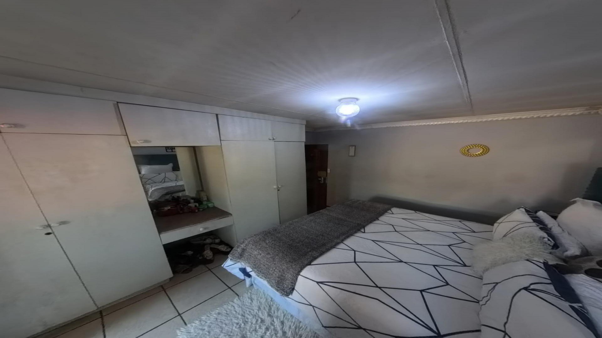 Bed Room 1 of property in Karenpark