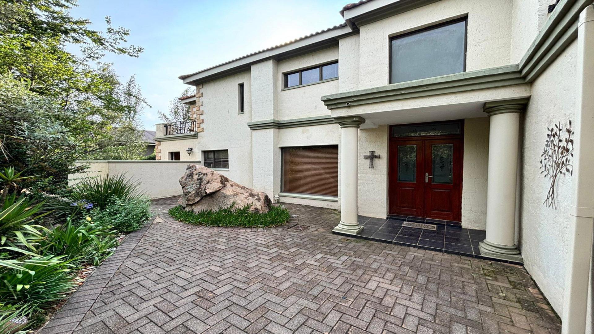 Front View of property in Vaal de Grace Golf Estate