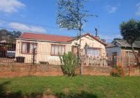 Front View of property in Solheim