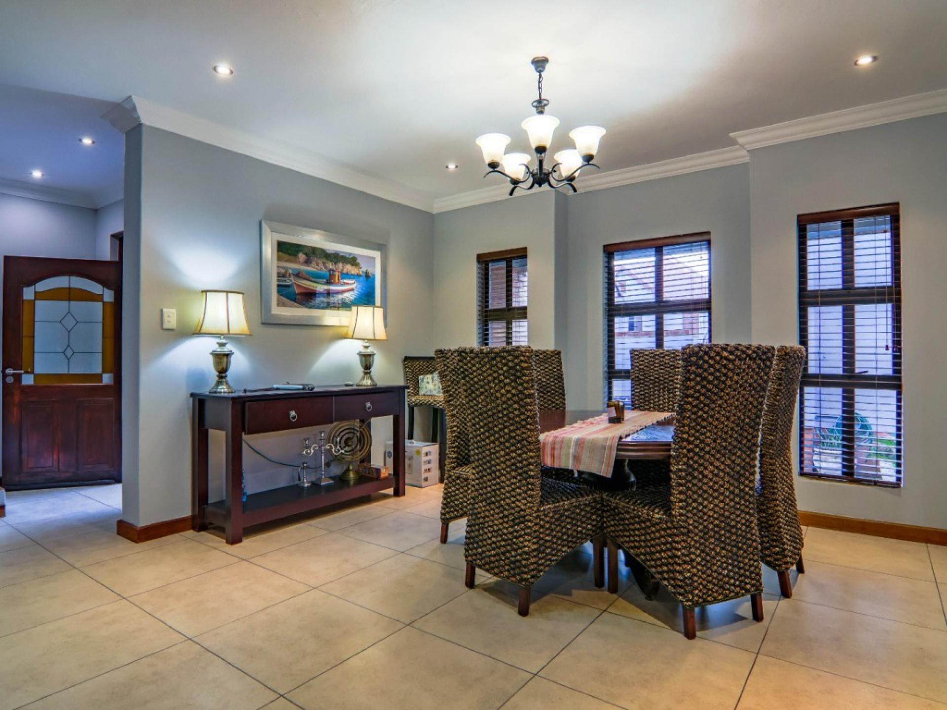  of property in Heritage Hill