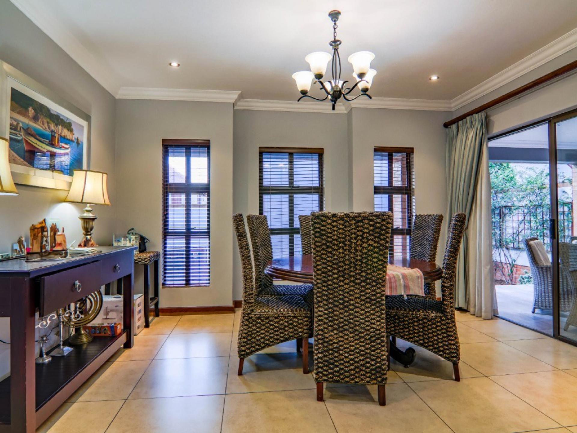  of property in Heritage Hill