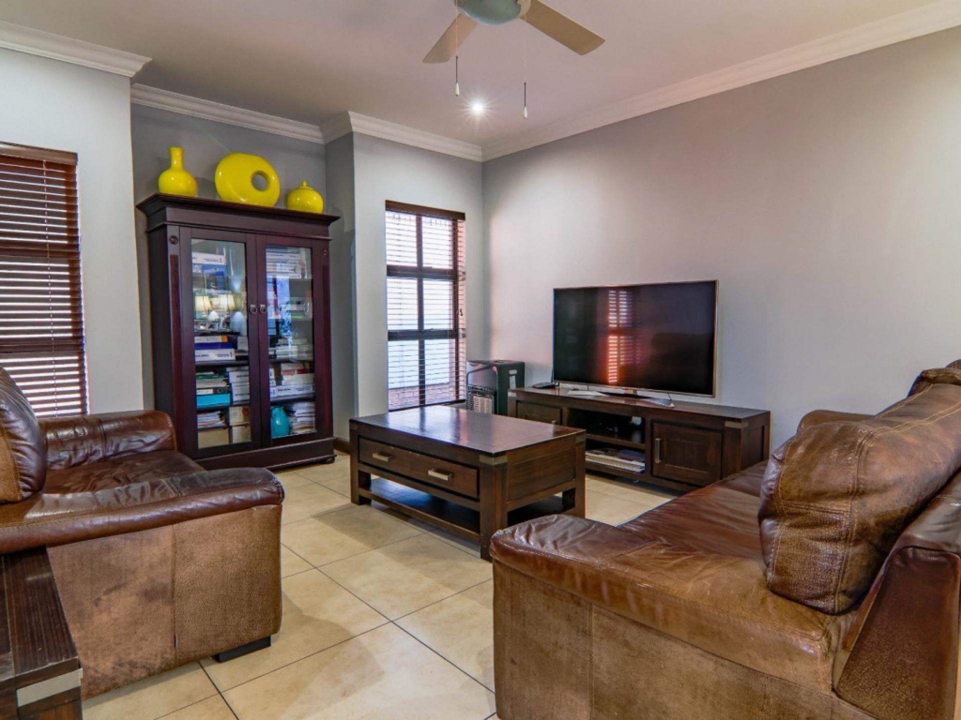  of property in Heritage Hill