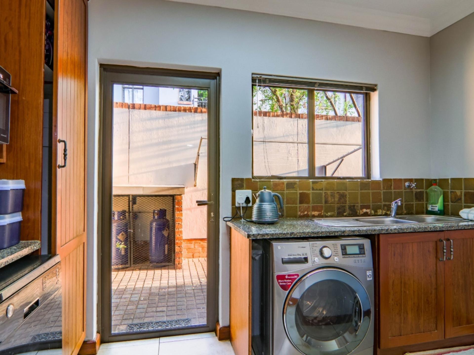  of property in Heritage Hill