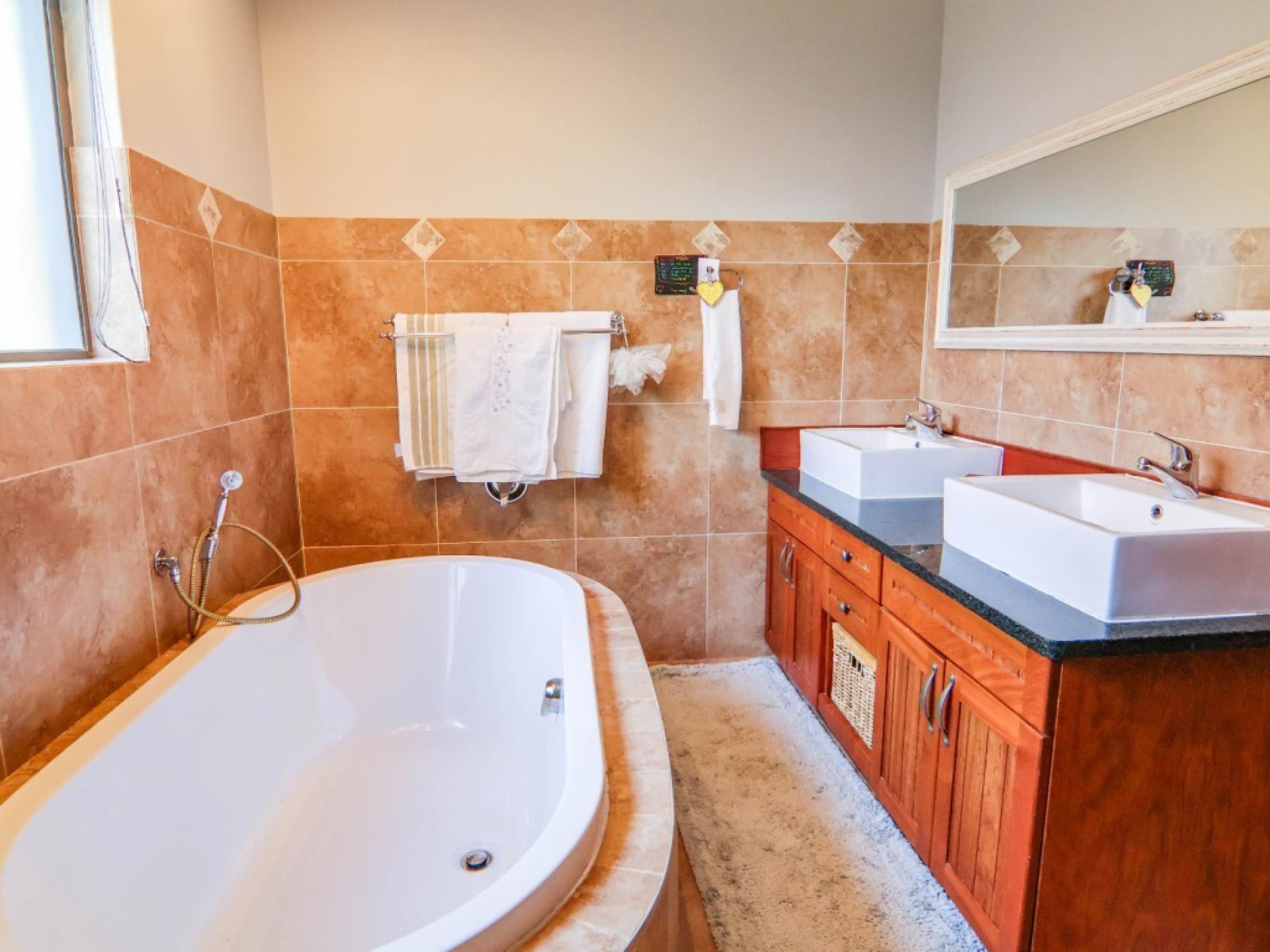  of property in Heritage Hill