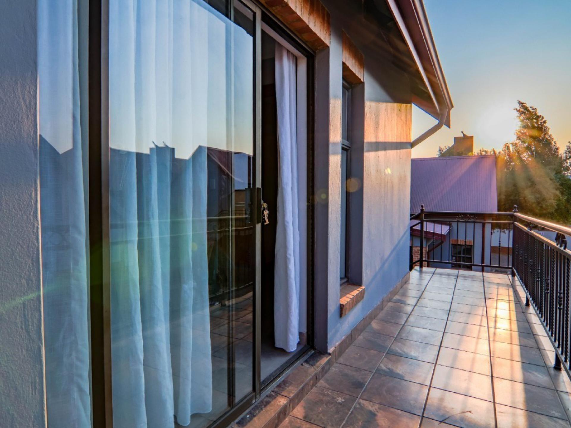  of property in Heritage Hill