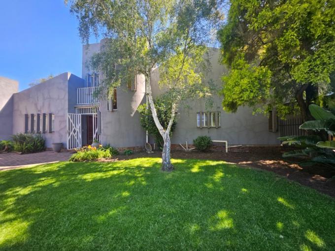 4 Bedroom House for Sale For Sale in Brackenhurst - MR701955