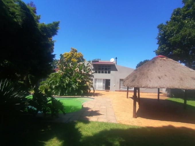 4 Bedroom House for Sale For Sale in Brackenhurst - MR701956