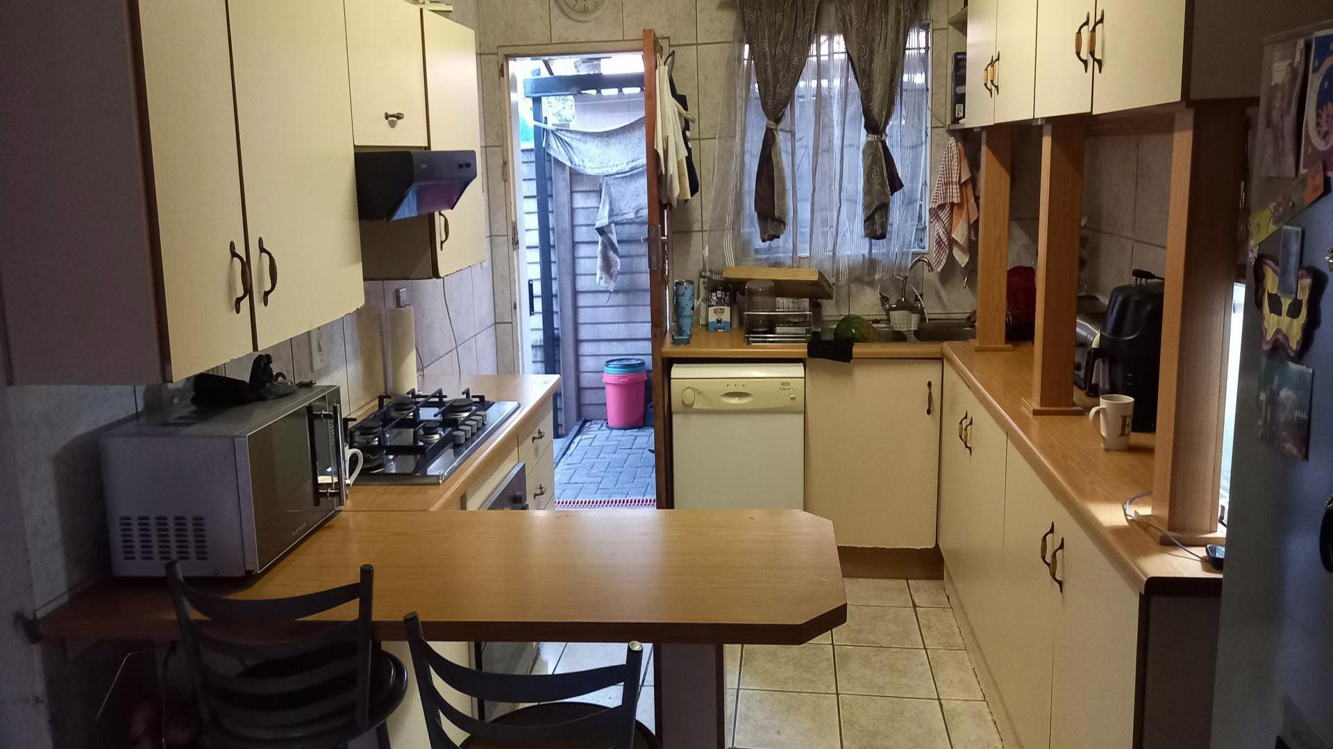 Kitchen of property in Rustenburg Oos-Einde