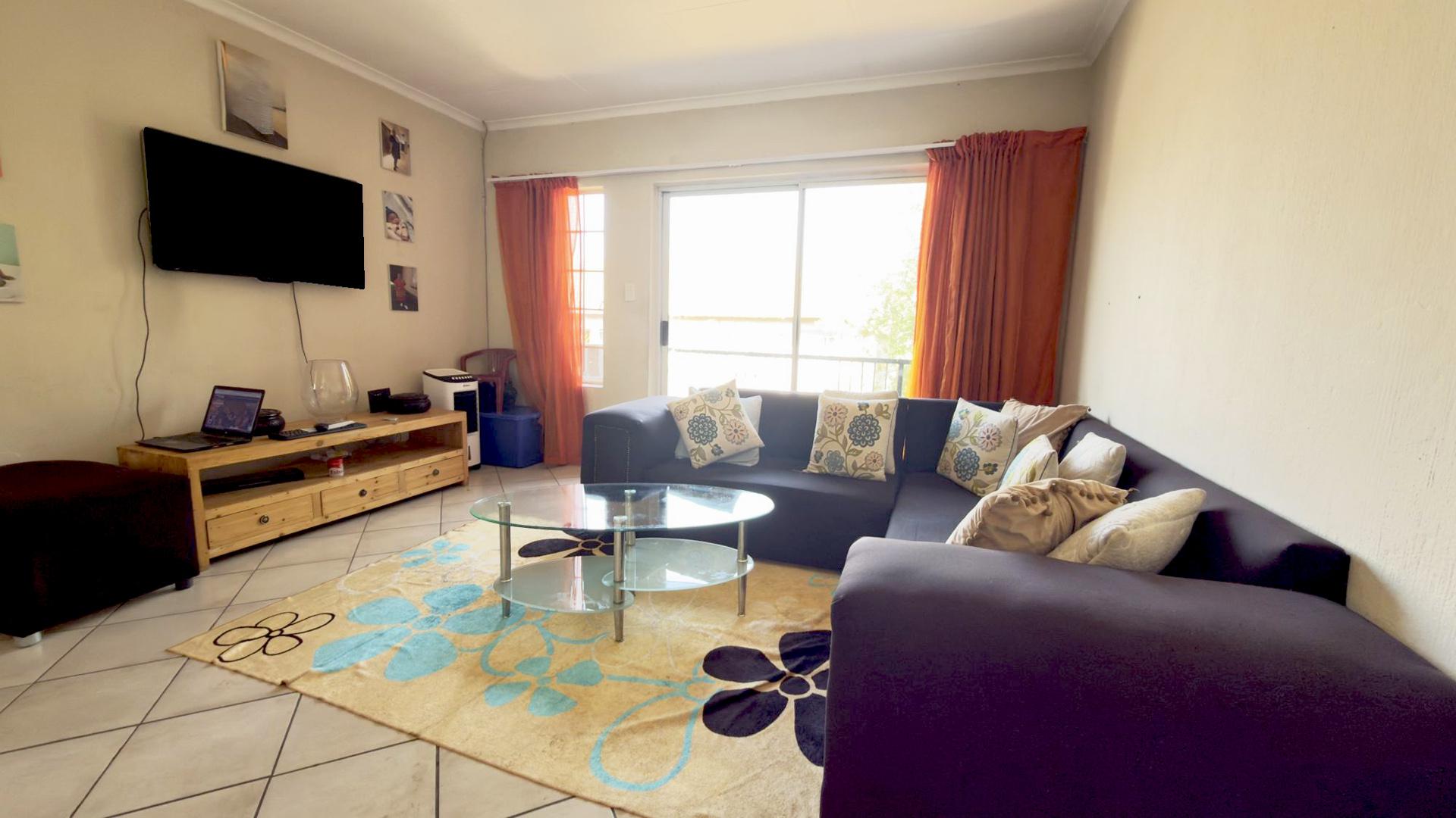 Lounges of property in Wilgeheuwel 