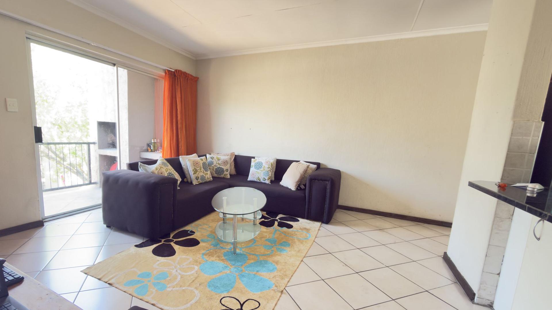 Lounges of property in Wilgeheuwel 