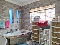  of property in Vrede