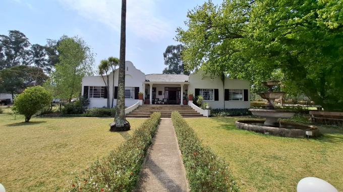 6 Bedroom House for Sale For Sale in Volksrust - MR701988