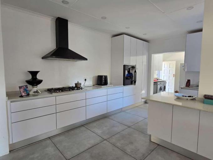 3 Bedroom House for Sale For Sale in Vaalpark - MR702029