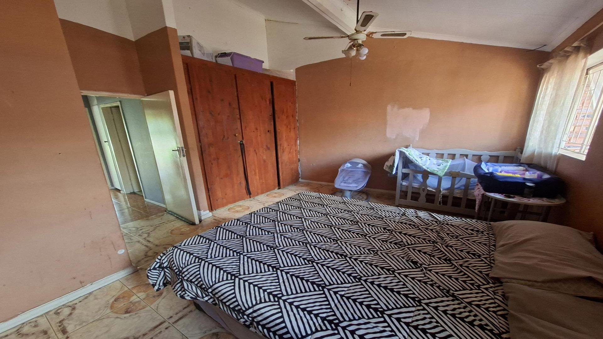 Bed Room 2 of property in Claremont