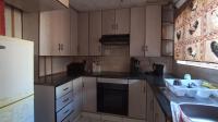 Kitchen - 7 square meters of property in Claremont