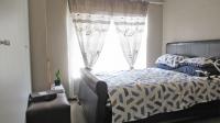 Bed Room 1 - 15 square meters of property in Buccleuch